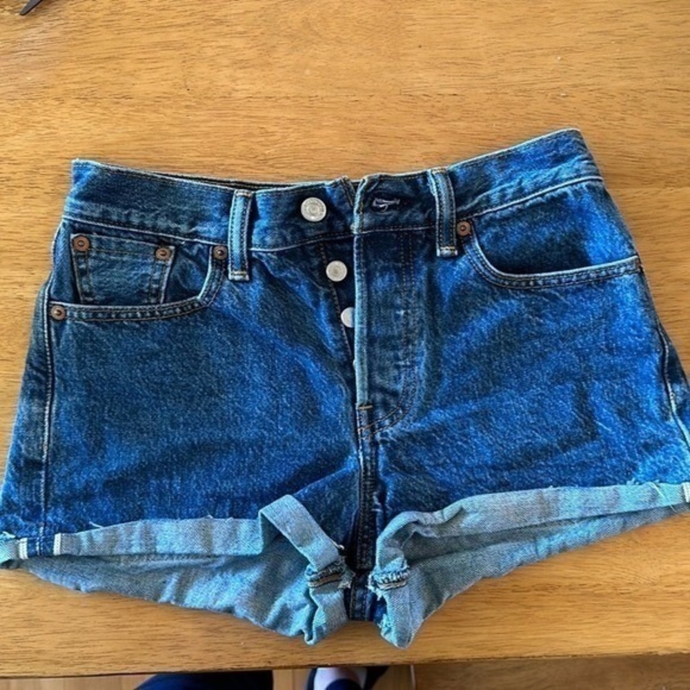 Levi's Women's Button Fly White Oak Cone Blue Denim Short Shorts Levis Size 25